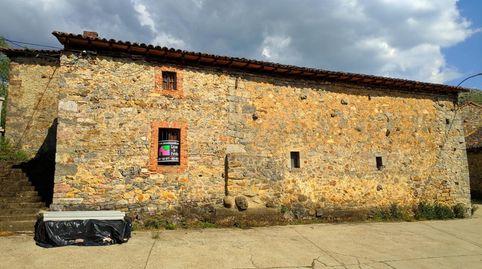Foto 3 de Casa o xalet en venda a Calle Bajodevilla, Puebla de Lillo, León