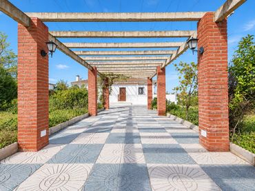 House for sale in MORALEDA DE ZAFAYONA