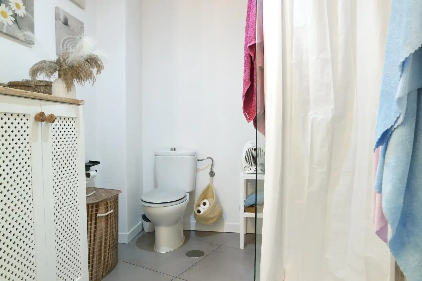 Bathroom of Flat for sale in Sanlúcar de Barrameda  with Air Conditioner, Heating and Storage room