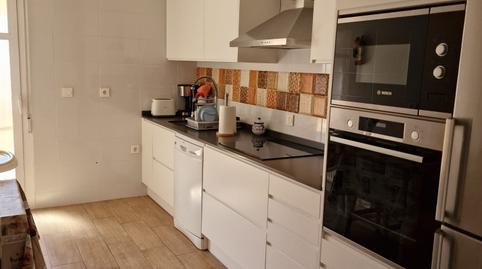 Foto 3 de Casa adosada en venda a Avenida Francisco Aguirre, El Pilar - La Estación, Toledo