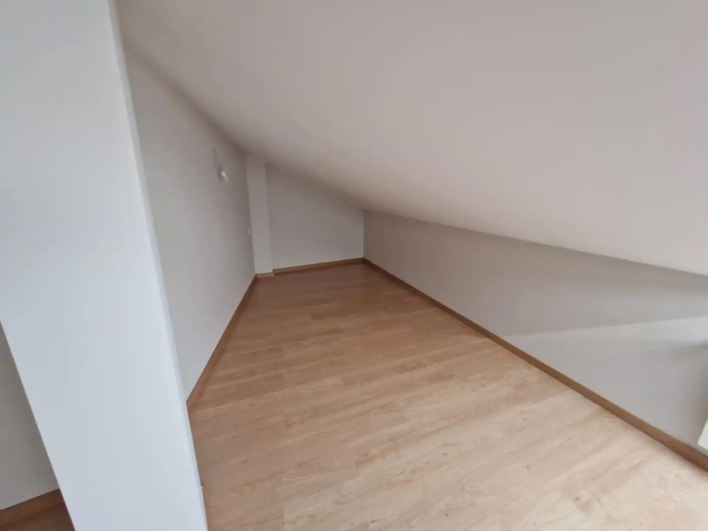 Casa adosada en venda en Barbadás amb Calefacció, Parquet i Traster