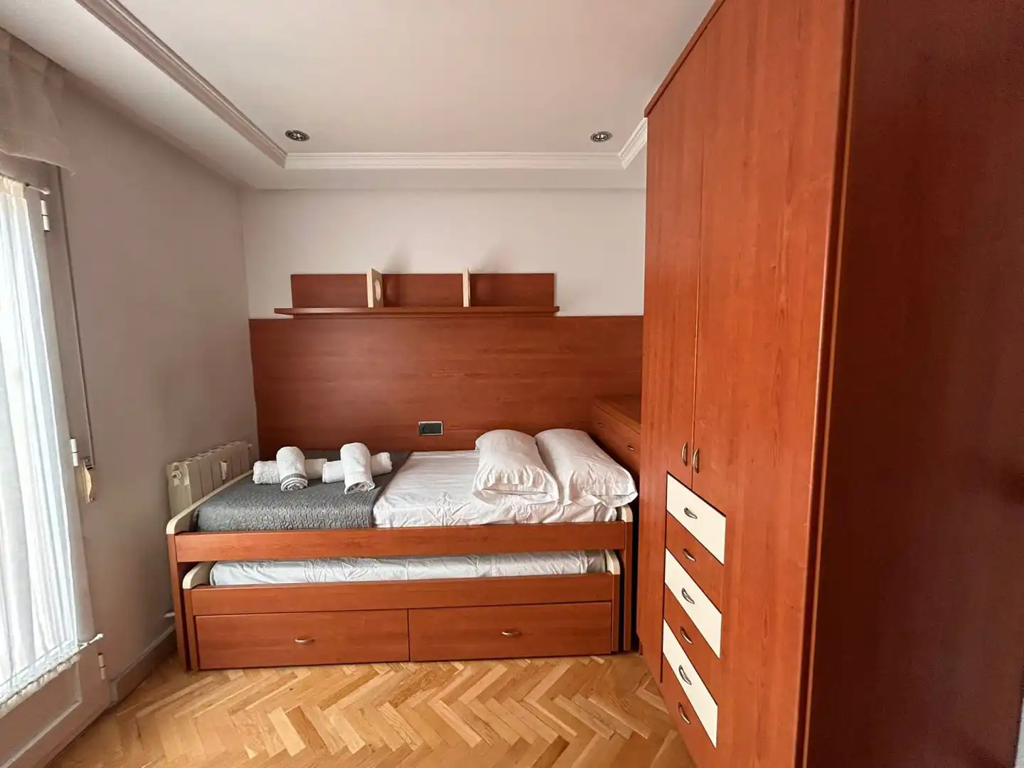 Schlafzimmer von Wohnung zum Verkauf in Albacete mit Klimaanlage, Heizung und Parkett