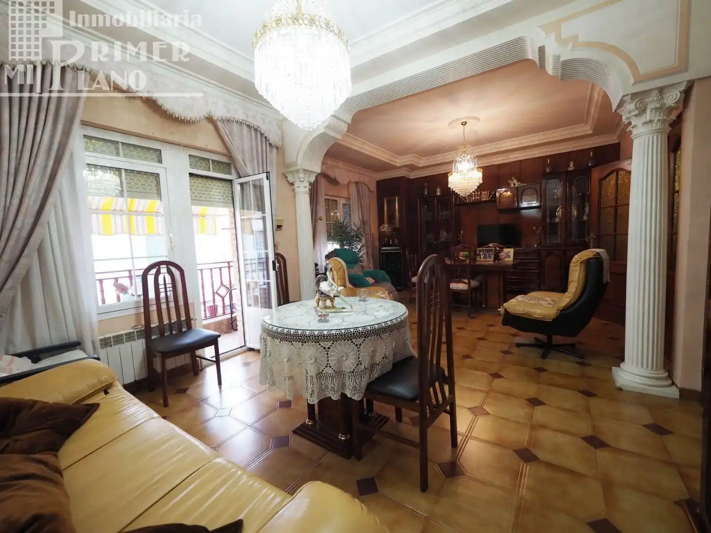 Casa con terraza en venta en Tomelloso, imagen 3