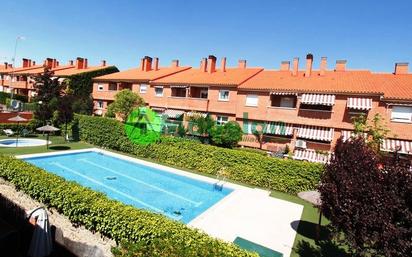 Garden of Single-family semi-detached for sale in Las Rozas de Madrid  with Heating, Private garden and Parquet flooring