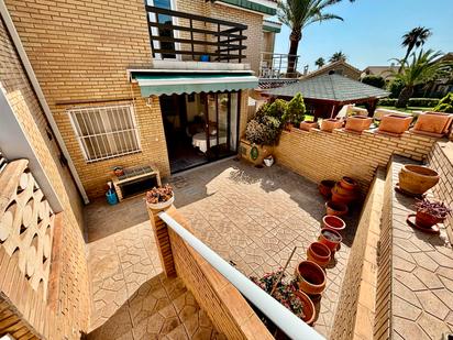 Terrassa de Casa adosada en venda en Alicante / Alacant amb Aire condicionat, Jardí privat i Terrassa