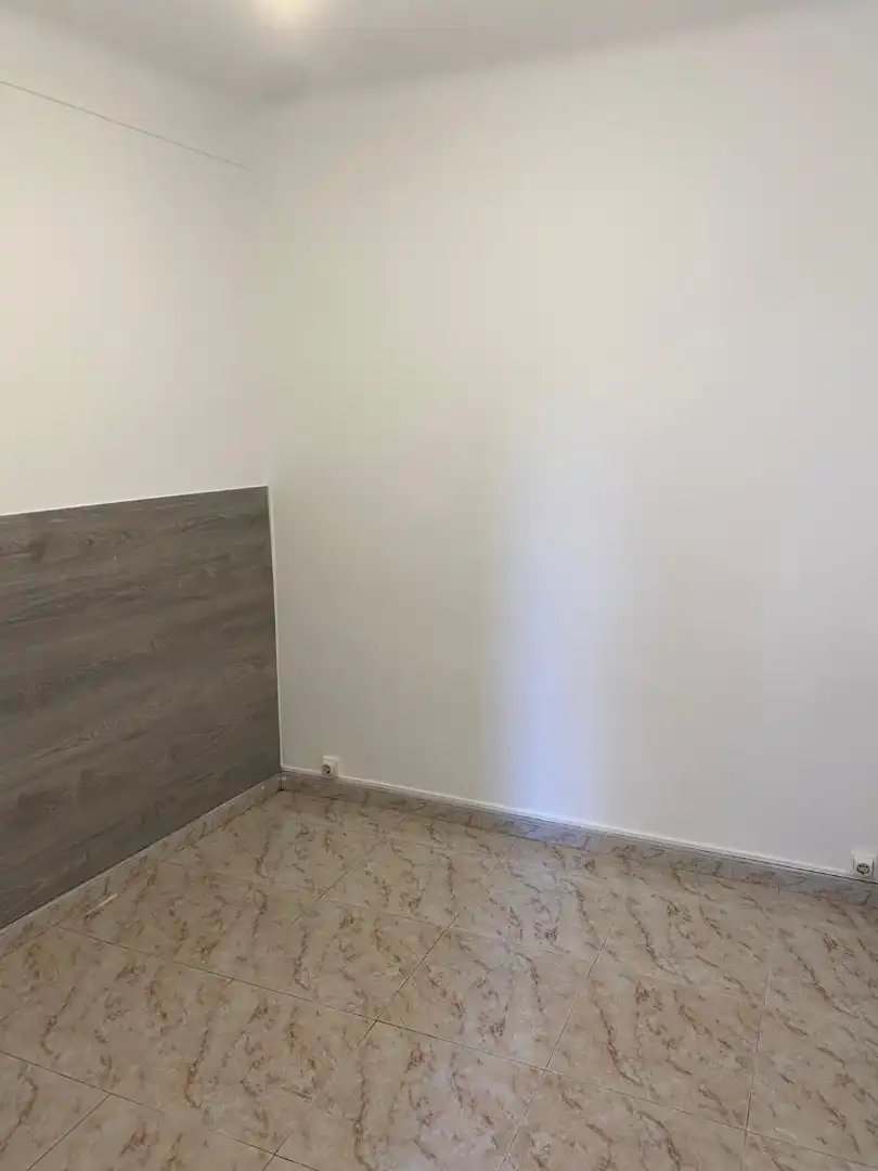 Appartamento con terrazza in vendita a Carrer de la Conca de Tremp, imagen 7