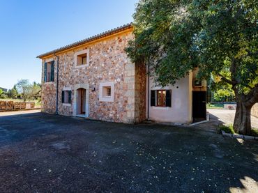 Casa rústica amb jardí de lloguer a Santa María del Camí