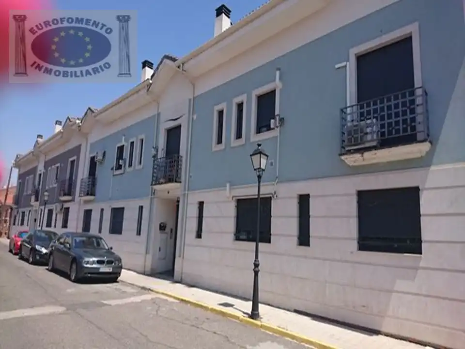 Außenansicht von Wohnung zur Miete in Numancia de la Sagra mit Klimaanlage, Heizung und Möbliert