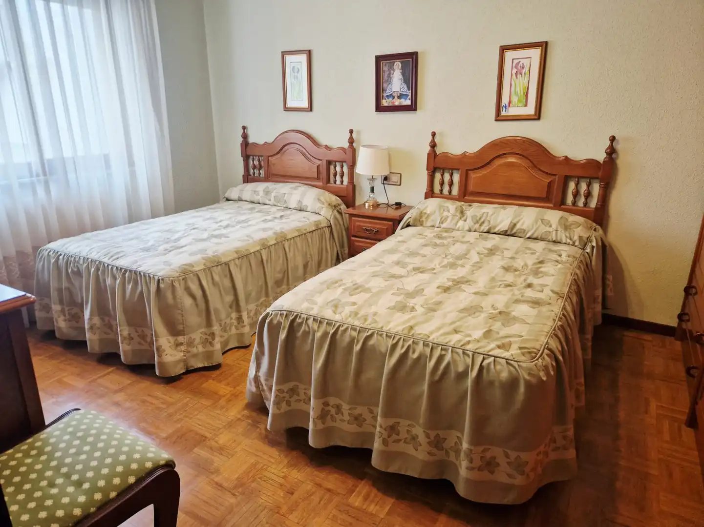 Dormitori de Pis en venda en Avilés amb Calefacció, Parquet i Traster