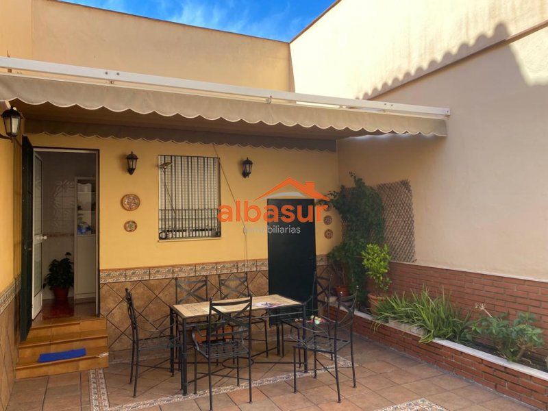 Casa o xalet en venda a Ciudad Jardín - Zoco