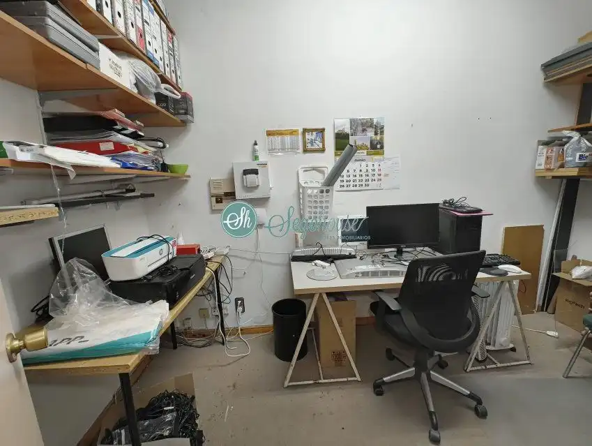 Commercial properties for rent in Segovia  with Air Conditioner