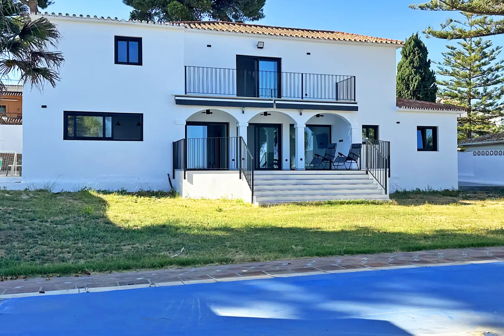 Außenansicht von Haus oder Chalet zum Verkauf in Mijas mit Heizung, Privatgarten und Terrasse