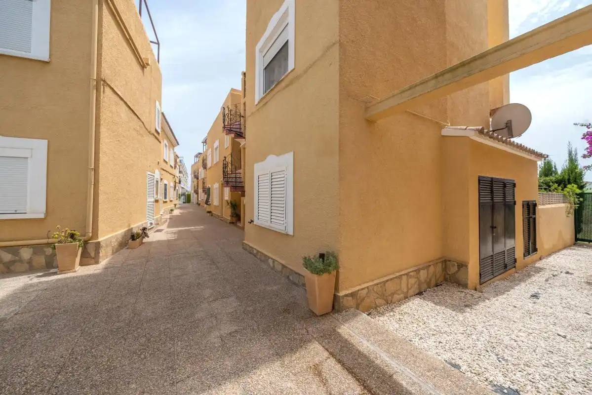 Exterior view of Flat for sale in Dénia  with Air Conditioner and Heating