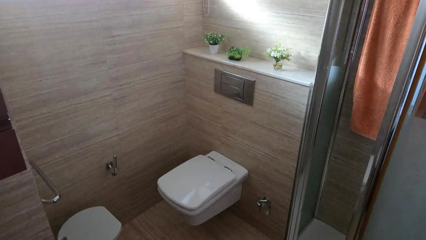 Bathroom of Flat for sale in Vigo   with Furnished