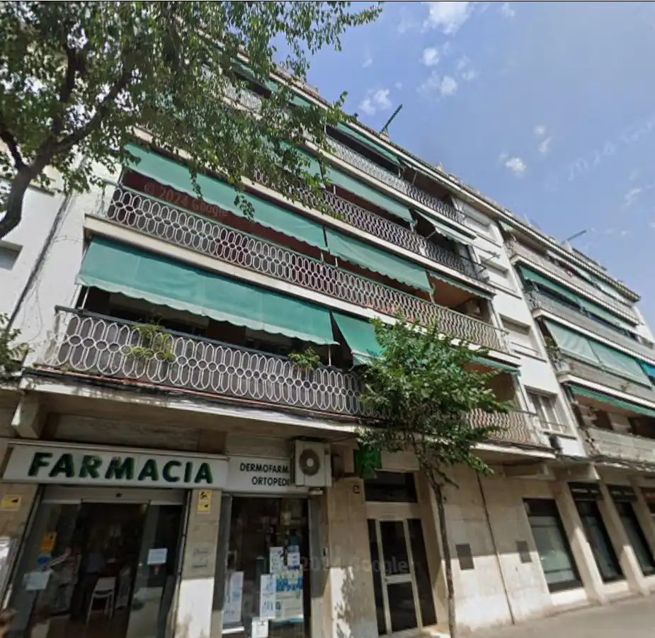Pis amb terrassa en venda a Avinguda Onze de Setembre 58