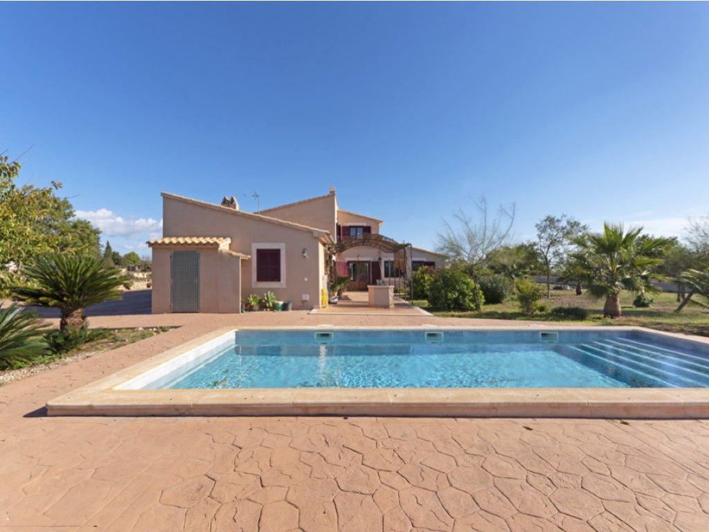 Jardí de Finca rústica en venda en Consell amb Calefacció, Terrassa i Piscina
