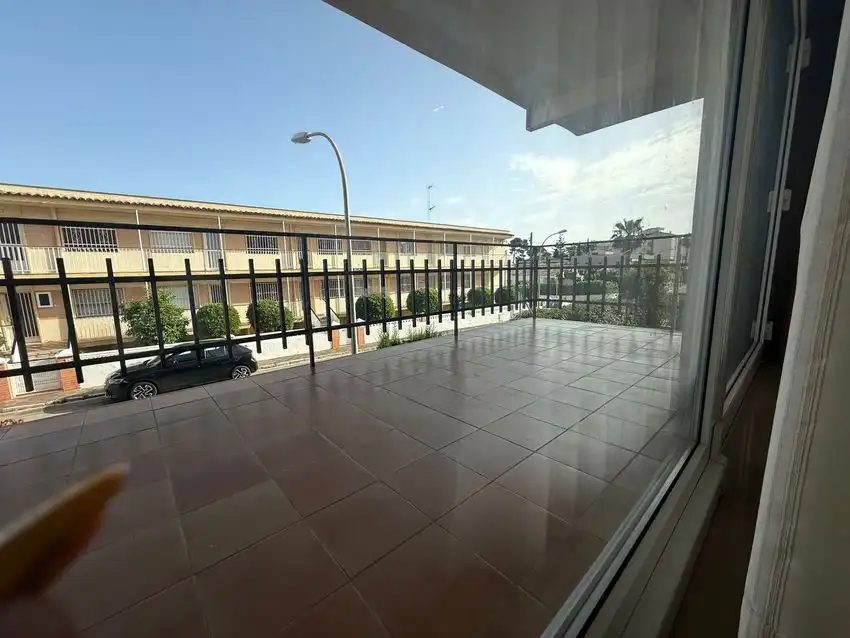 Vista exterior de Apartament en venda en Cambrils amb Traster
