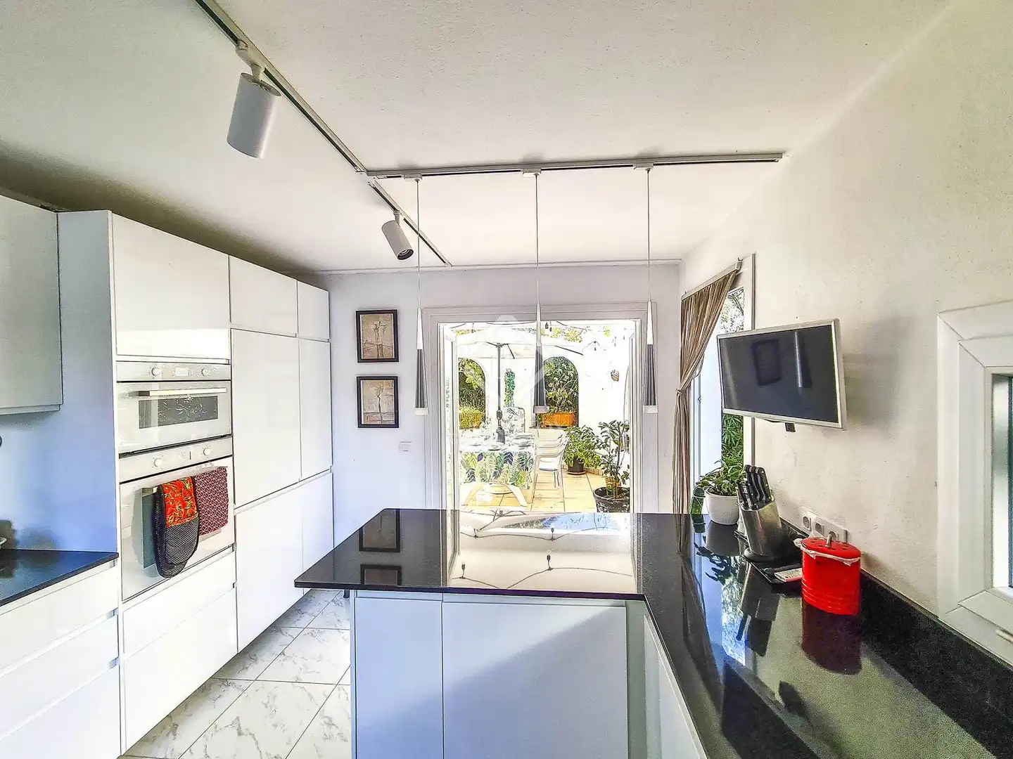 Cuina de Casa o xalet en venda en Ciutadella de Menorca amb Aire condicionat, Calefacció i Jardí privat