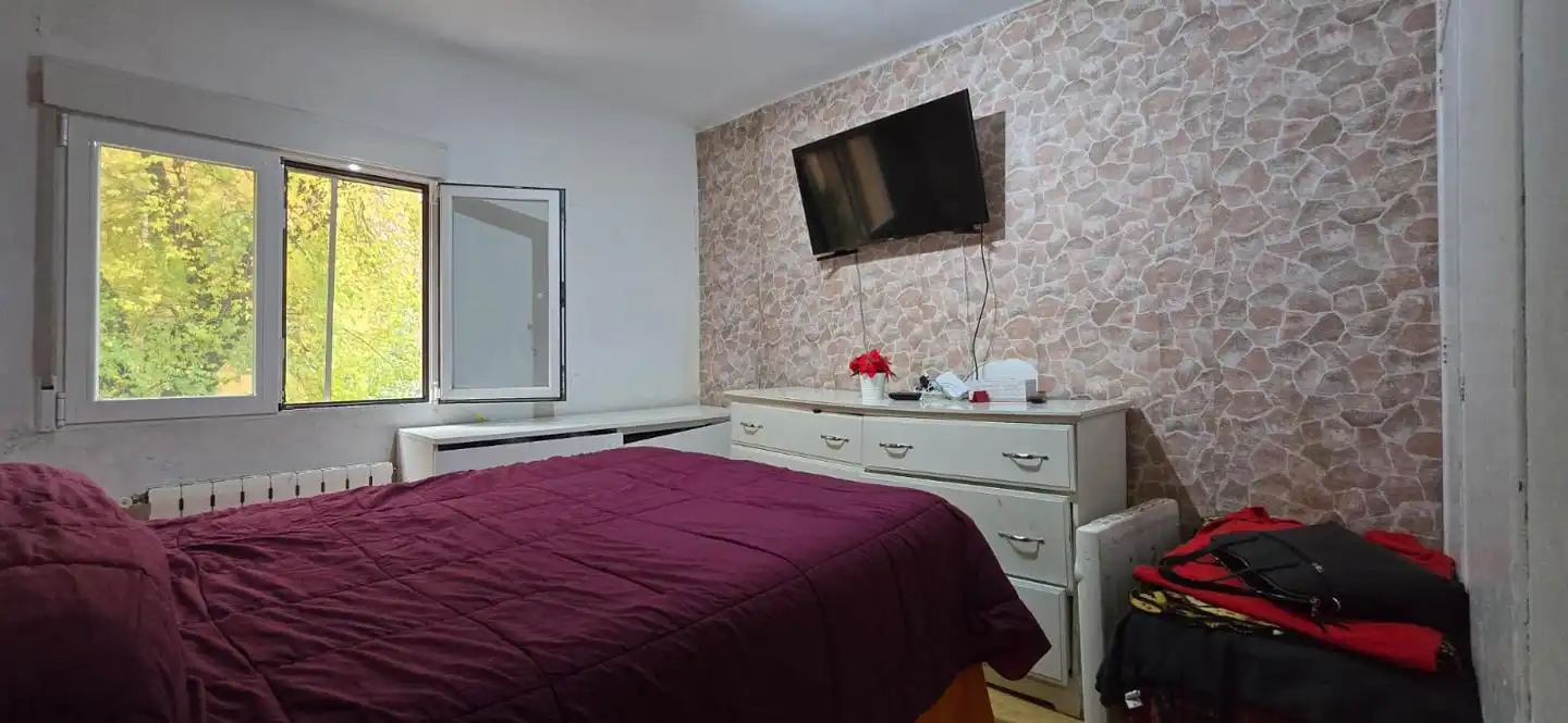 Bedroom of Flat for sale in Madrid