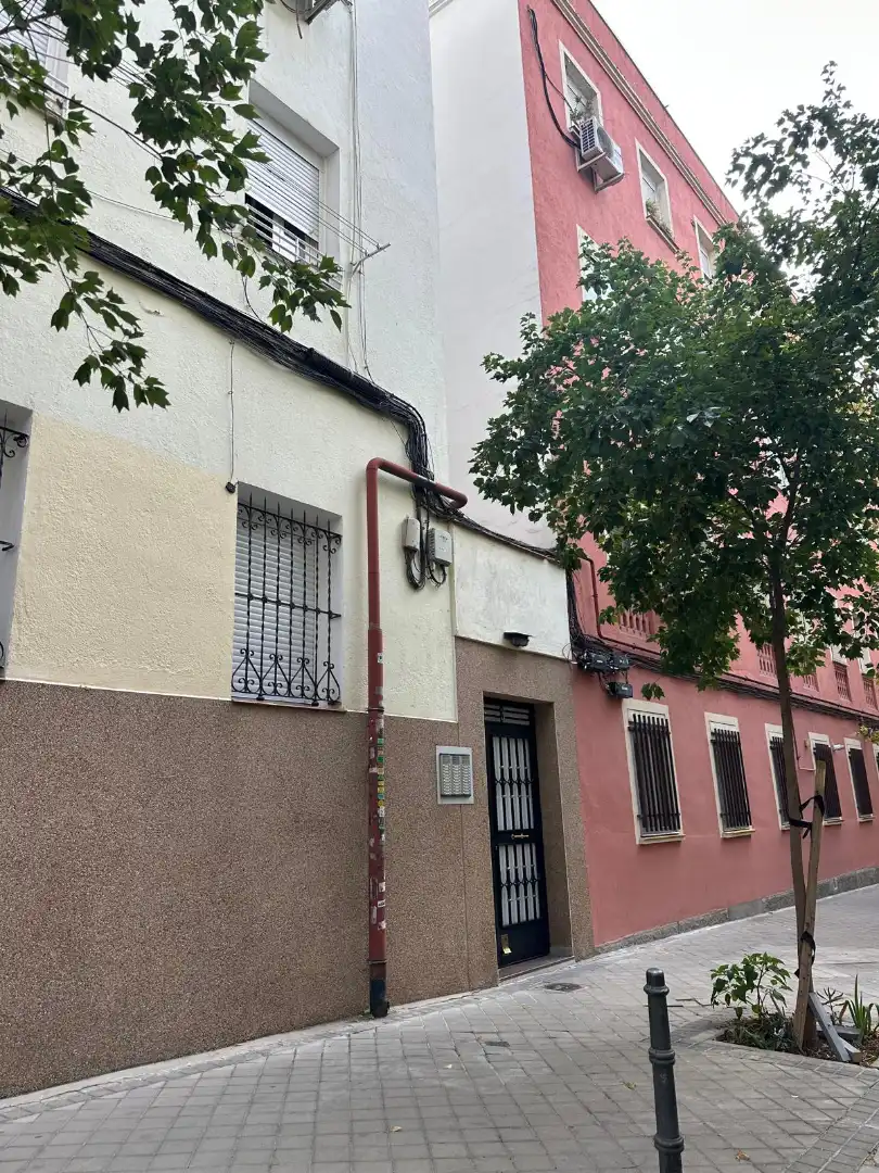 Exterior view of Flat for sale in Madrid  with Heating, Furnished and Washing machine