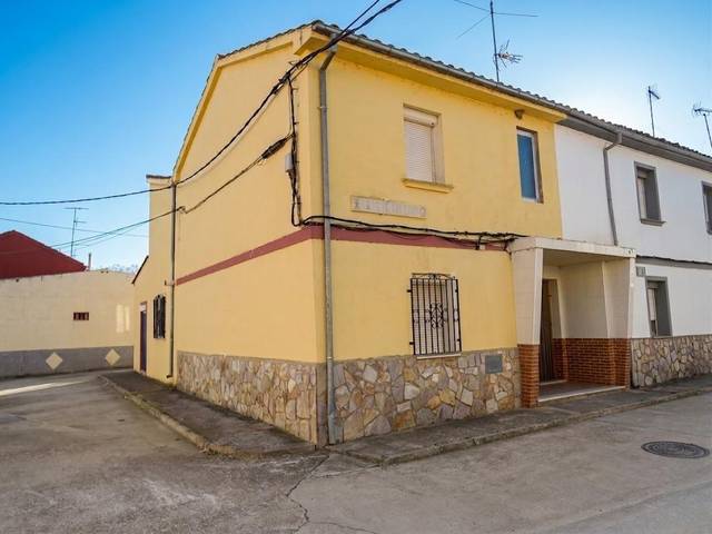 Casa-chalet en Venta en Santa Cristina de la Polvorosa