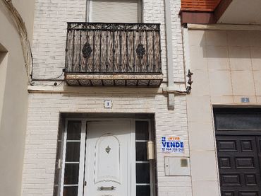 Haus zum Verkauf in Plaza Reyes Católicos 1