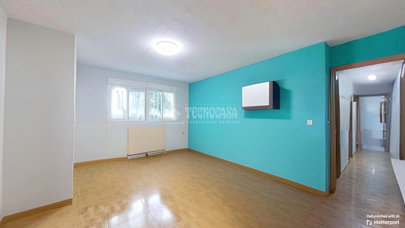 Flat for sale in Badia del Vallès