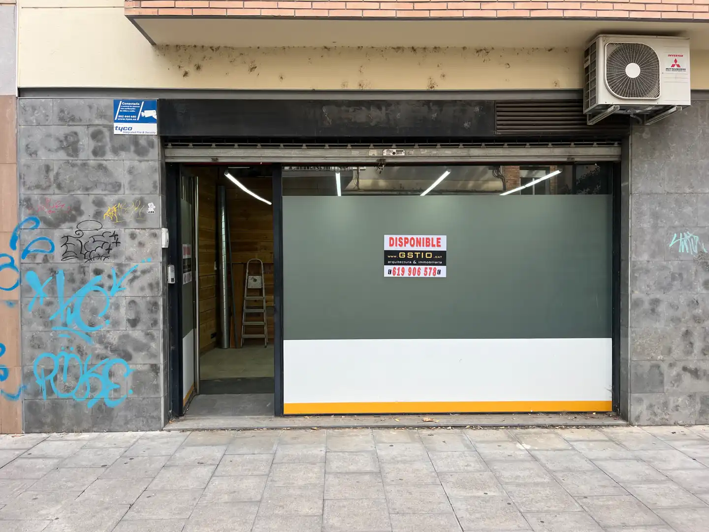 Gewerbefläche zur Miete in Carrer de Bernat Boades, imagen 3