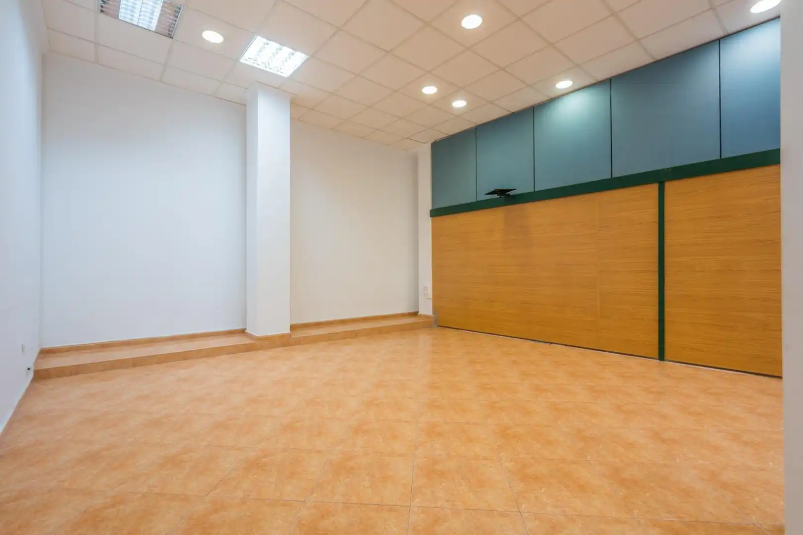 Local en venta en Valencia con Aire acondicionado