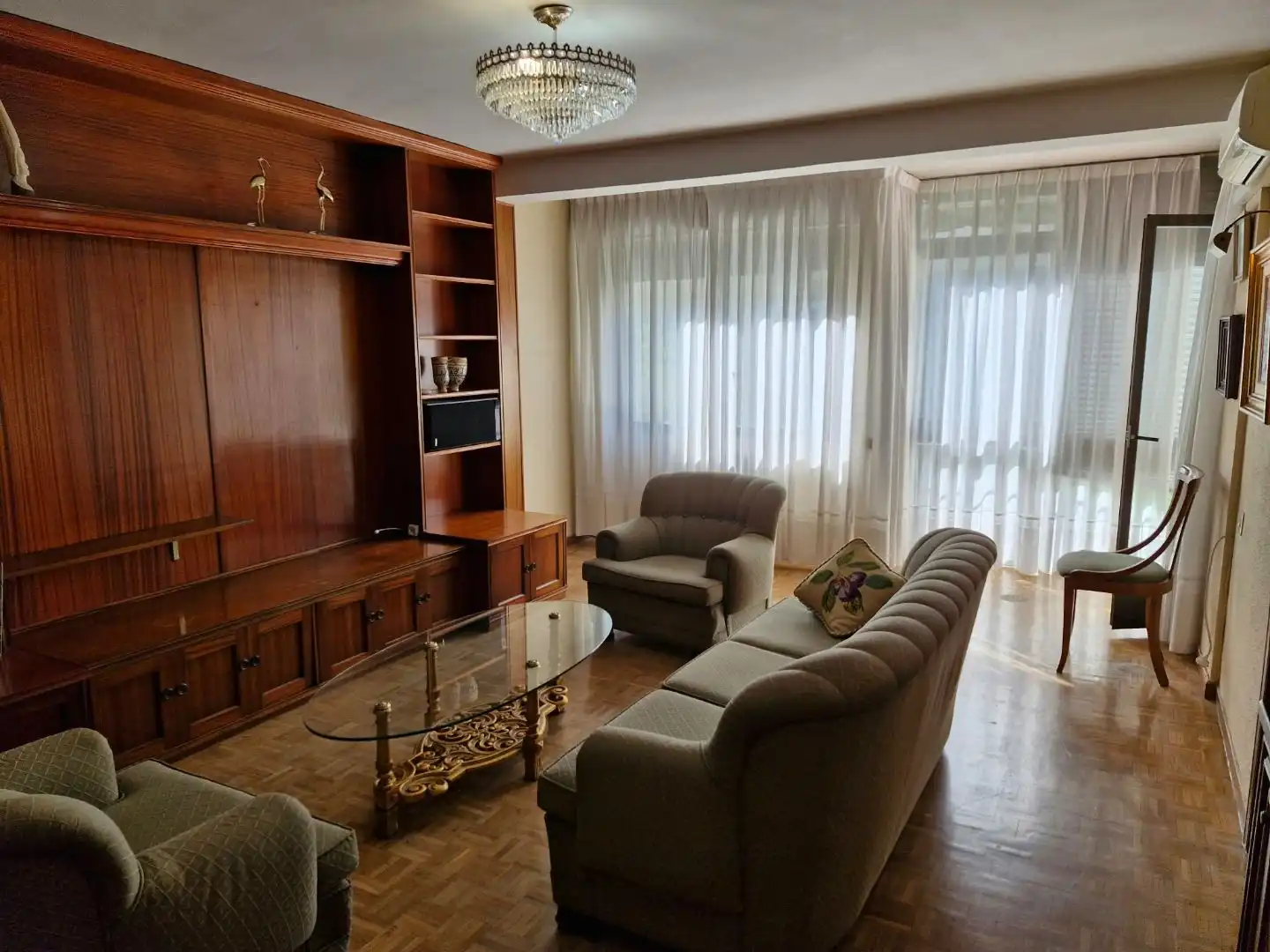 Sala de estar de Piso en venta en  Madrid Capital con Terraza y Balcón