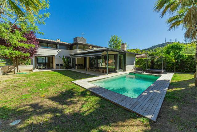Casa-chalet en Venta en La Miranda - Can Candeler