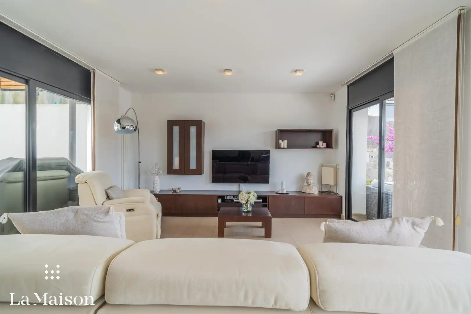 Sala d'estar de Casa o xalet en venda en Vilanova del Vallès amb Parquet, Terrassa i Piscina