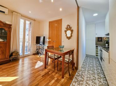 Flat with balcony for sale in Carrer IGUALADA