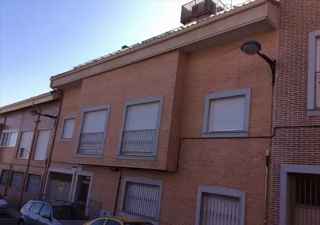 Vista exterior de Garatge en venda en Ciempozuelos