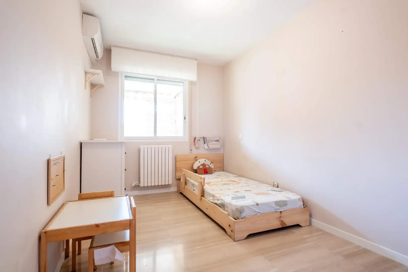 Habitación de Piso en venta en Zaragoza con Aire acondicionado y Terraza