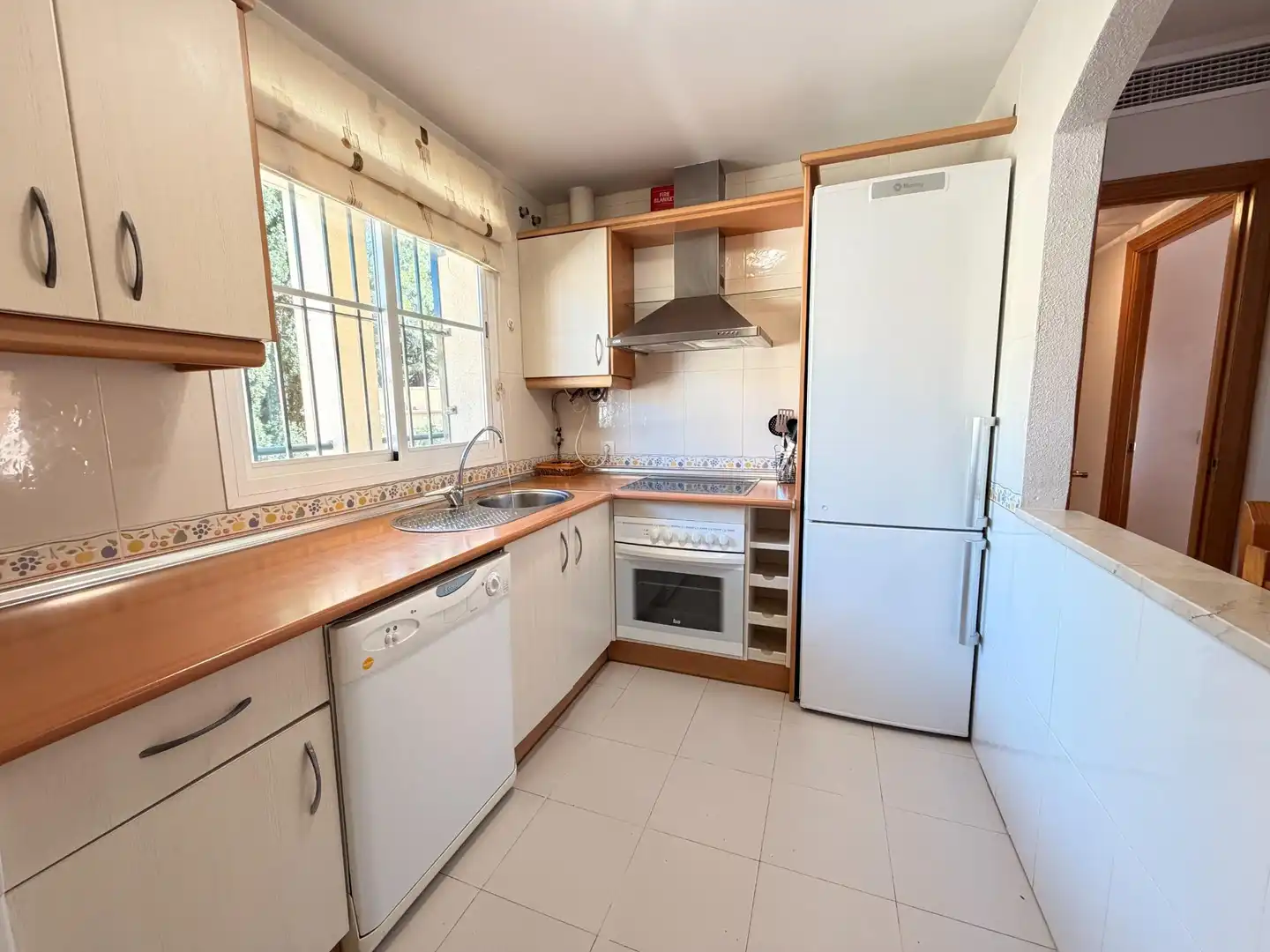 Kitchen of Flat for sale in Benalmádena  with Private garden, Terrace and Community pool