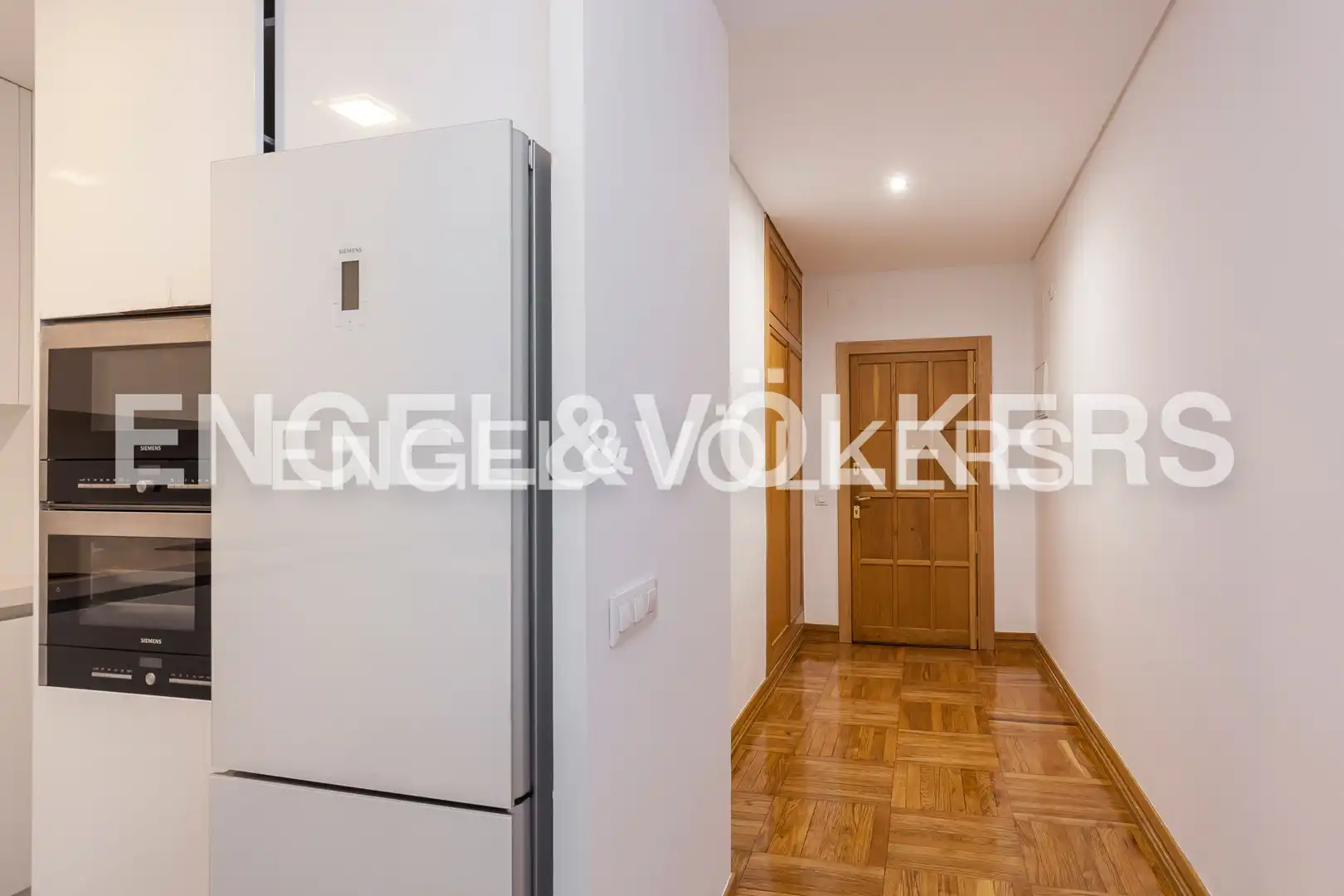 Cocina de Piso de alquiler en Madrid con Aire acondicionado, Calefacción y Parquet