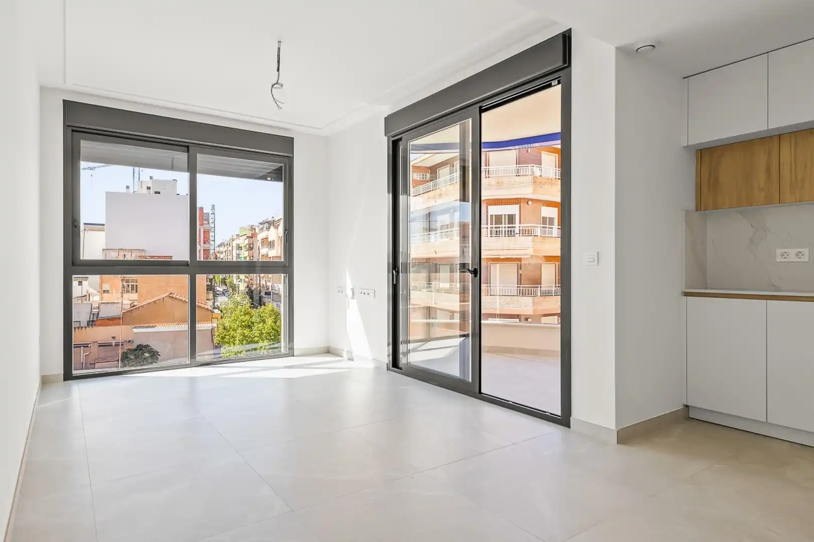 Terrasse von Wohnung zum Verkauf in Torrevieja mit Klimaanlage, Heizung und Terrasse