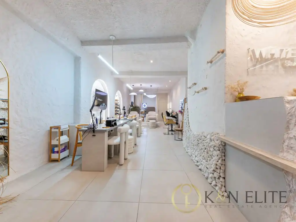Local comercial en traspàs a Calle Bazan, imagen 4