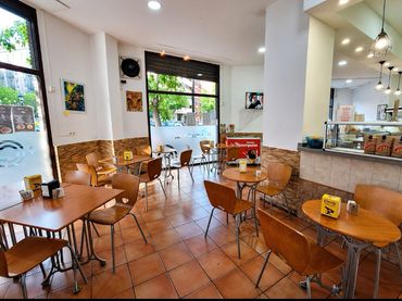 Local comercial en traspàs a Carrer del Doctor Zamenhof