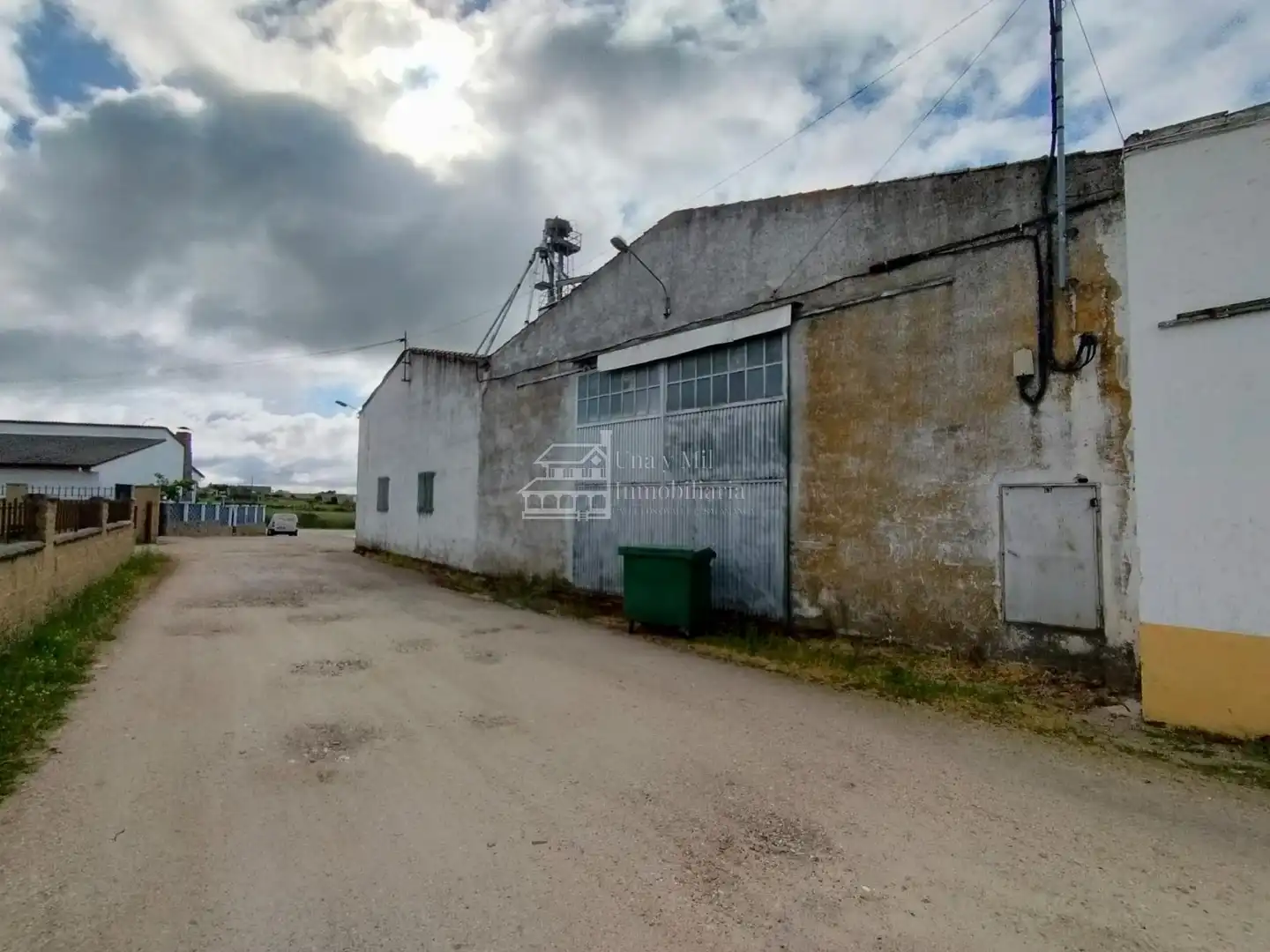 Nave industrial en venta en Vitigudino