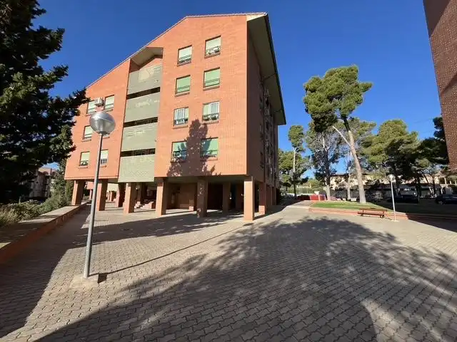 Exterior view of Flat for sale in Zaragoza  with Heating