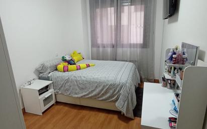 Bedroom of Flat for sale in Santander  with Heating, Private garden and Storage room