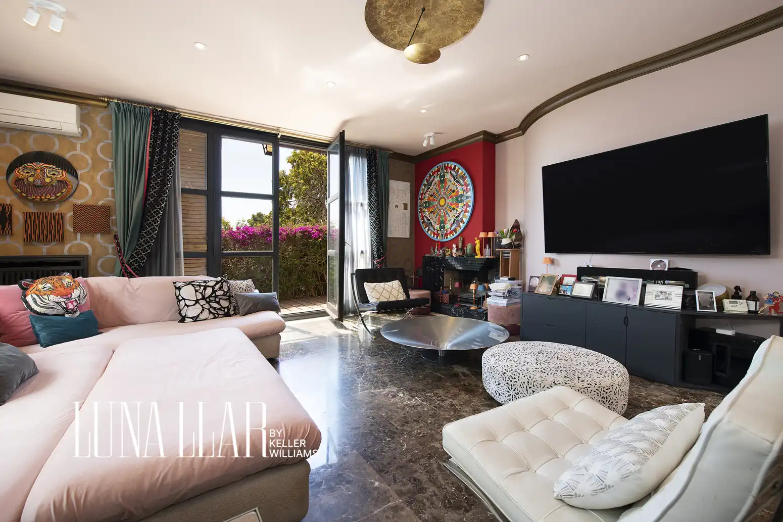 Wohnzimmer von Haus oder Chalet zum Verkauf in Castelldefels mit Terrasse und Schwimmbad