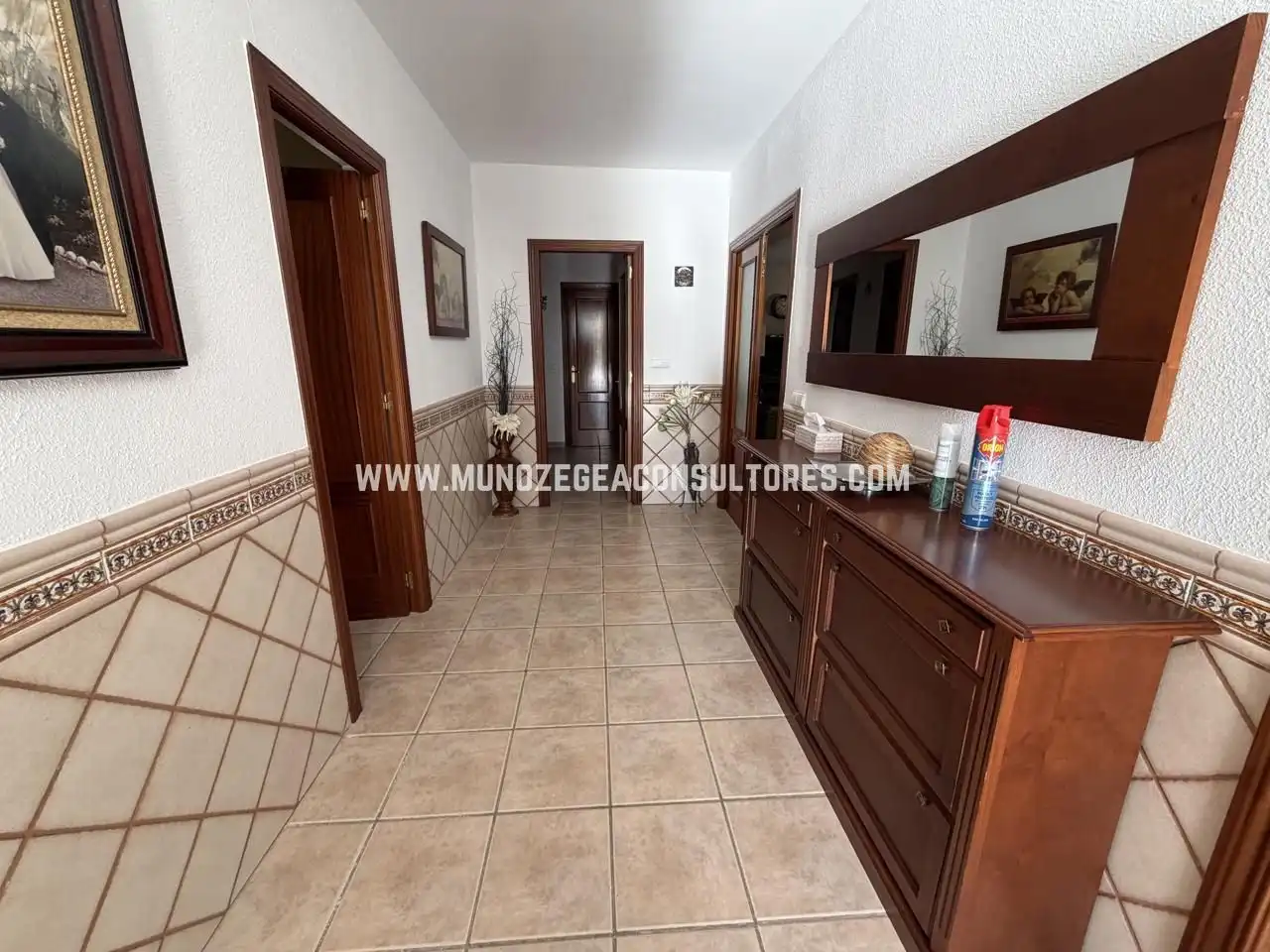Houses for sale in Lucena  with Air Conditioner, Private garden and Terrace