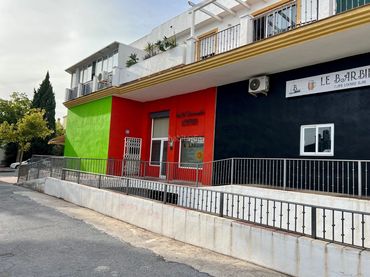 Local comercial en venda a Calle Padre Paco Ostos 17