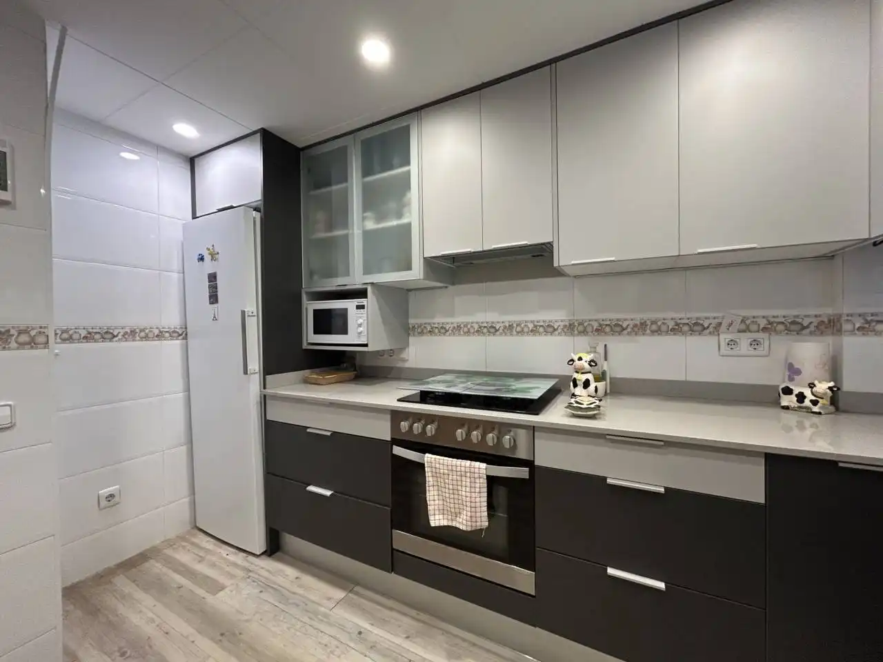Cuina de Casa o xalet en venda en Cubelles amb Terrassa i Piscina comunitària