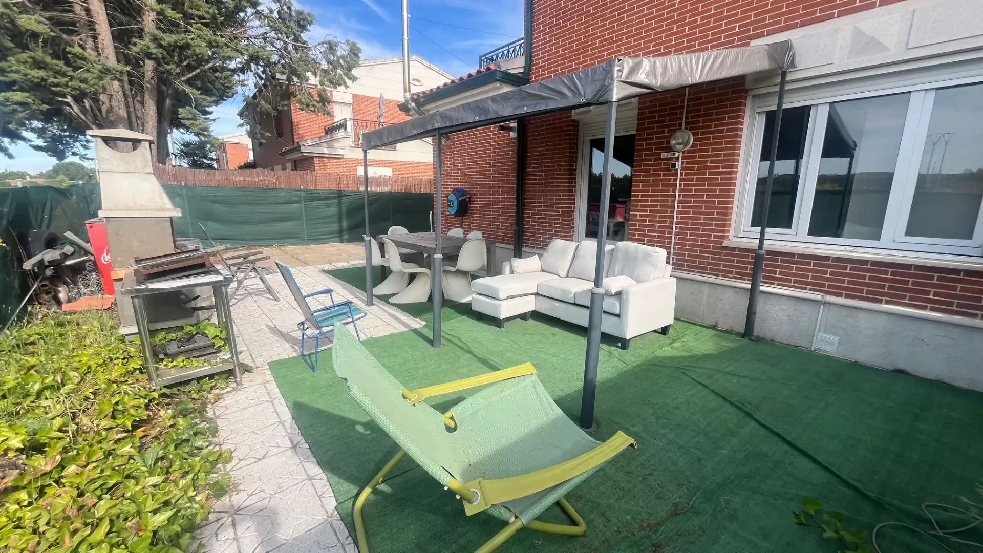 Terrasse von Einfamilien-Reihenhaus zum Verkauf in Mojados mit Heizung und Parkett