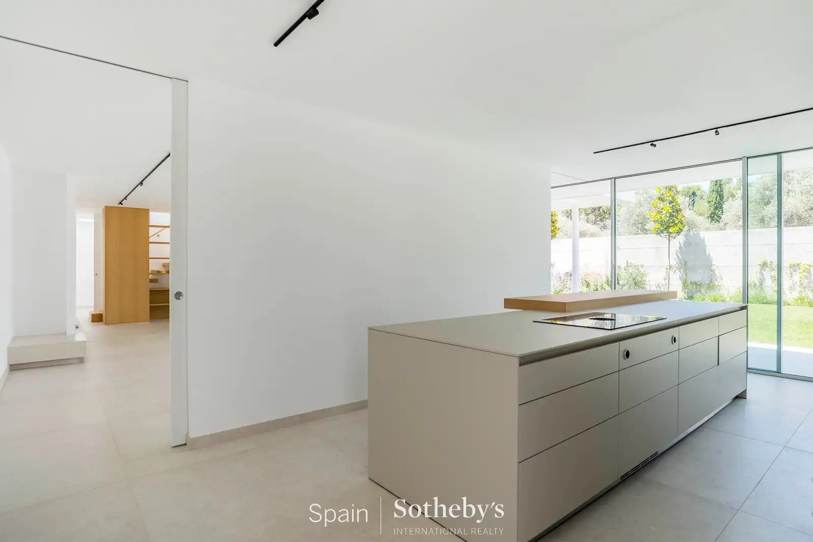 Kitchen of Houses for rent in Madrid  with Air Conditioner, Heating and Private garden