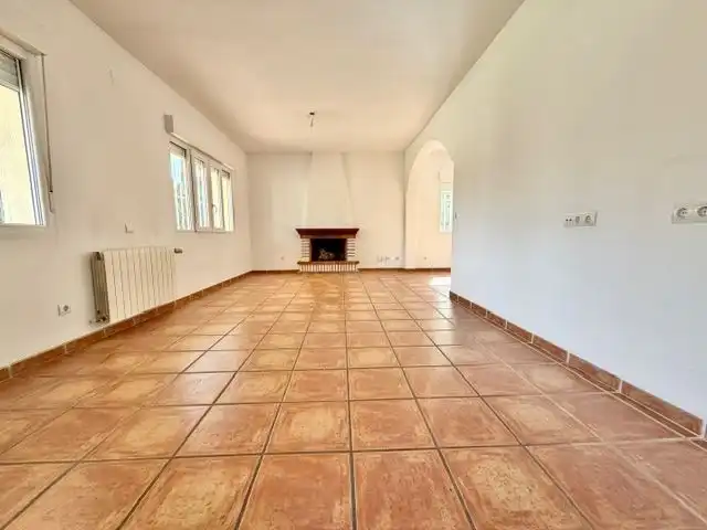 Sala d'estar de Casa o xalet en venda en Sant Joan d'Alacant amb Calefacció, Jardí privat i Traster